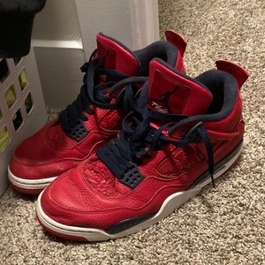 Air Jordan 4 Fiba (PRICE IS NEGOTIABLE)